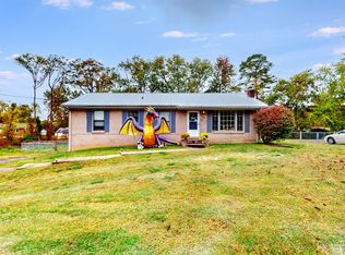 166 E Regent Dr, Clarksville, TN 37043