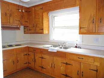4th image of 104 Averett Ct