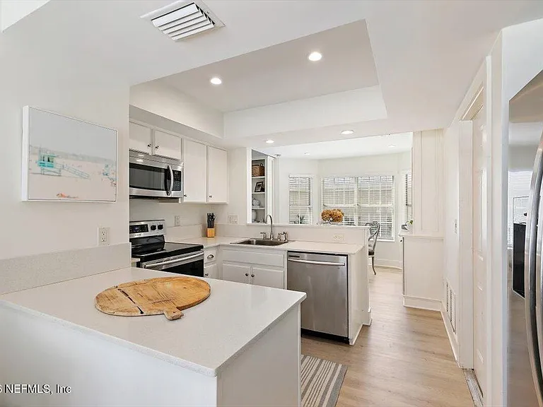 107 Island Dr — Photo 15