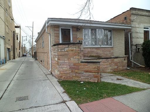 2nd image of 1211 S Ridgeland Ave
