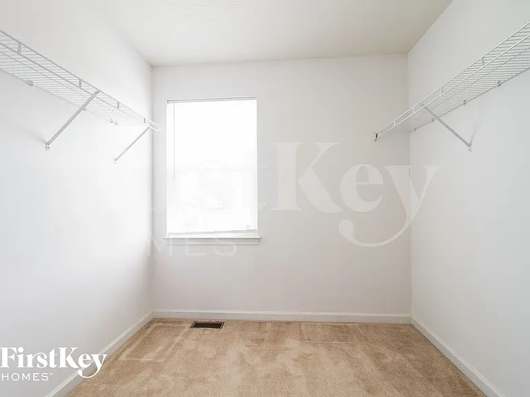 6038 Marsh Cir — Photo 11