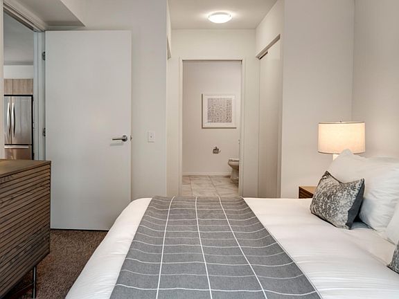 3rd image of 450 N Cityfront Plaza Dr #1208
