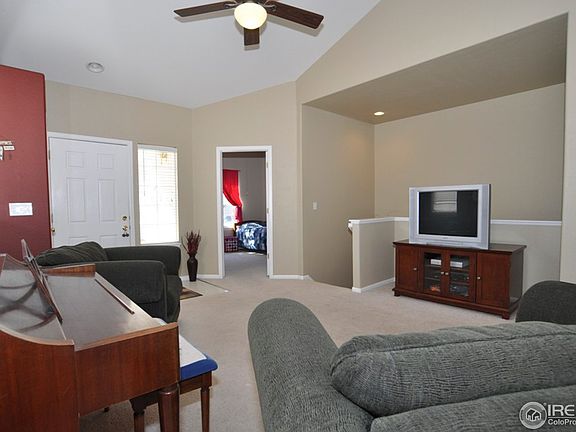 3rd image of 2015 Settlers Dr
