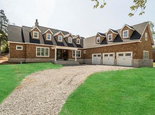 2 Daniel Rd, Saint Louis, MO 63124