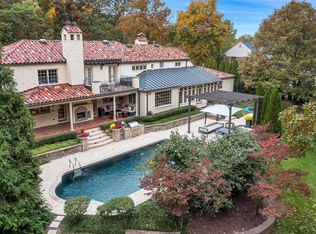 150 S Price Rd, Saint Louis, MO 63124