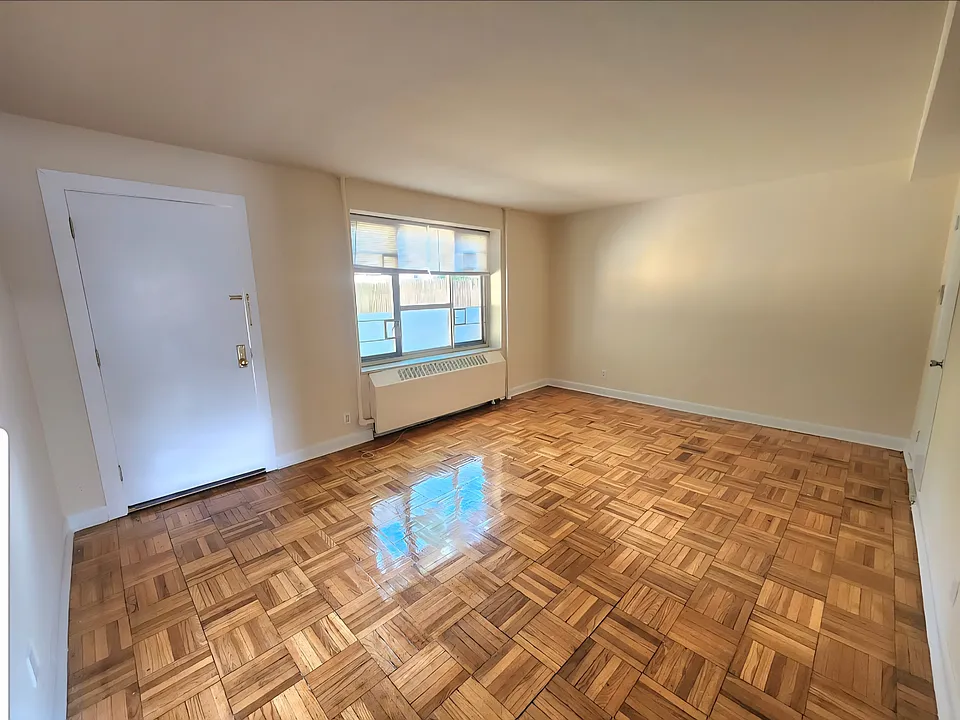 197-50 Peck Ave #G