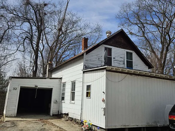 32 Charles Street, Keene, NH 03431