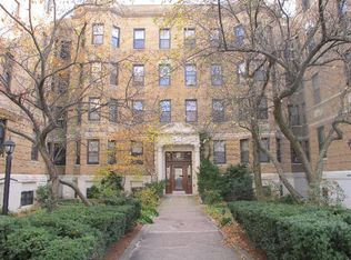 69 Queensberry St #10D, Boston, MA 02215