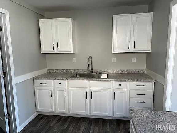 5th image of 1624 N Adams St
