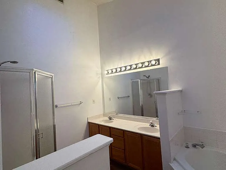 13412 Stowaway Ct — Photo 7
