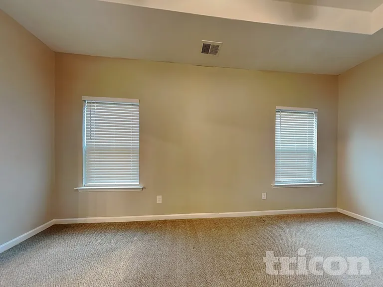 307 Arbor Cir — Photo 7