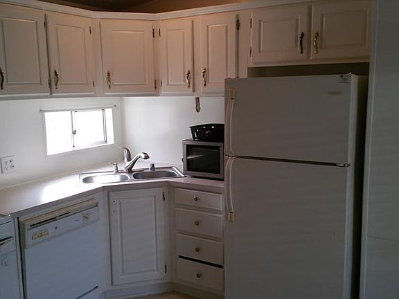 4th image of 29021 Bouquet Canyon Rd Spc 300