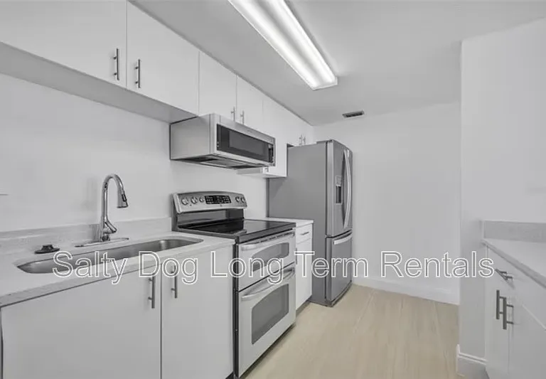 2900 N Atlantic Ave #703 — Photo 14