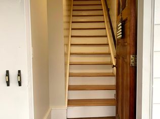 17 Pleasant St FLOOR 2, Wakefield, MA 01880