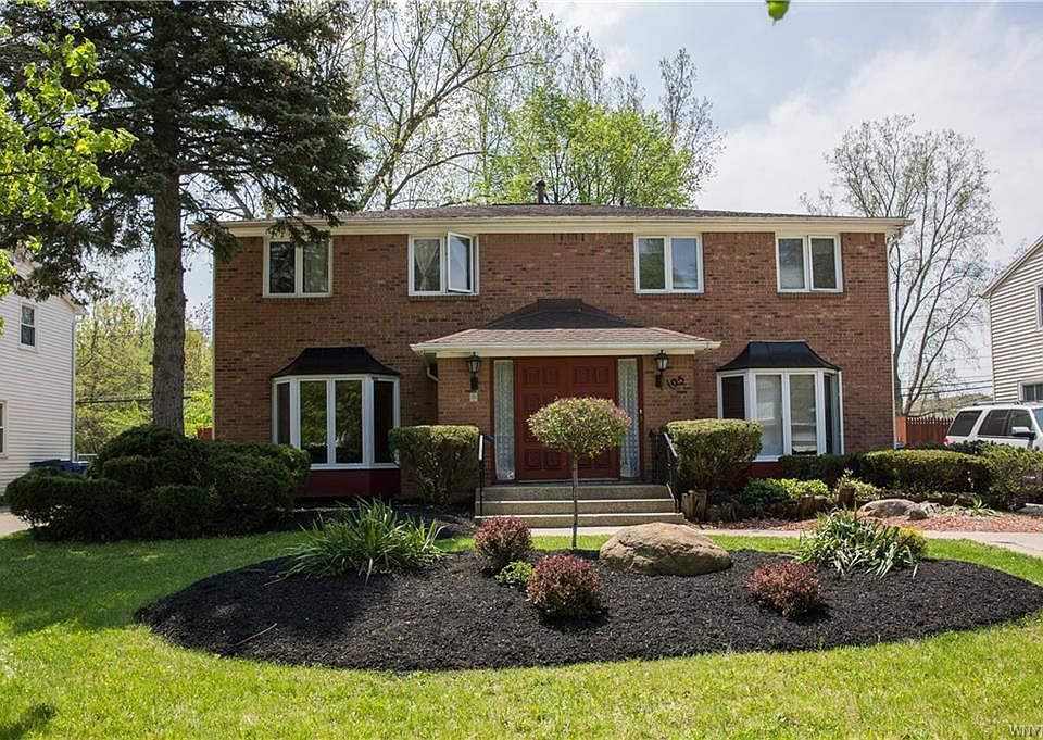 1st image of 105 Cascade Dr