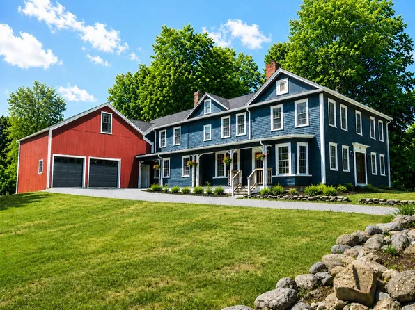 25 West St, Petersham, MA 01366