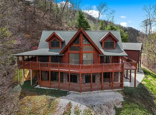 4565 Long Rifle Rd, Sevierville, TN 37862