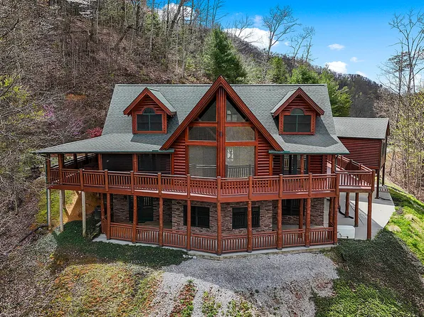 4565 Long Rifle Rd, Sevierville, TN 37862