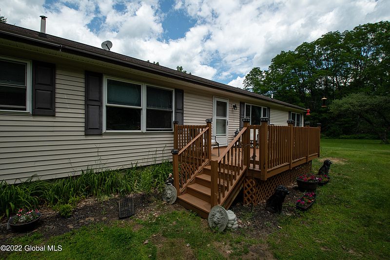 4th image of 2763 Galway Road