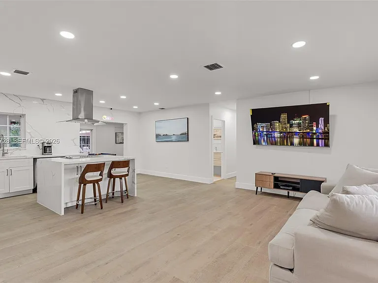 3325 SW 127th Ave — Photo 15
