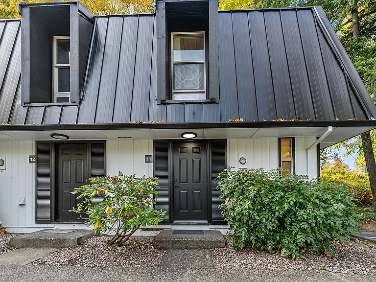 ReNew Oakridge — Photo 10