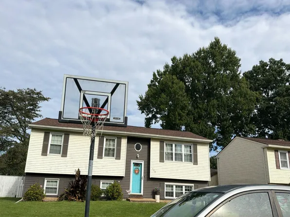 119 Fox Dr, Newark, DE 19713