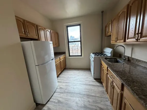 2080 Morris Ave #15D, Bronx, NY 10453