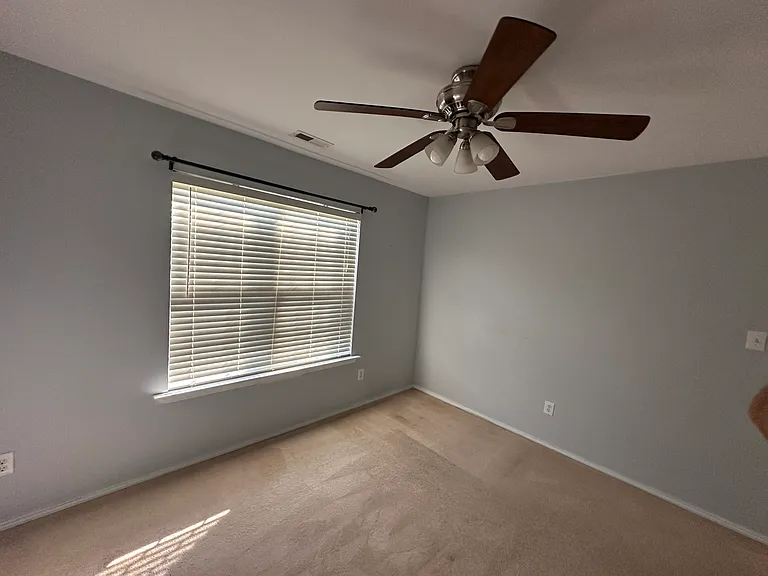 404 Treybrooke Dr — Photo 62