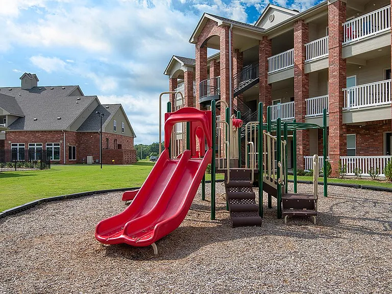 The Trails at Derby Apartments — Photo 9