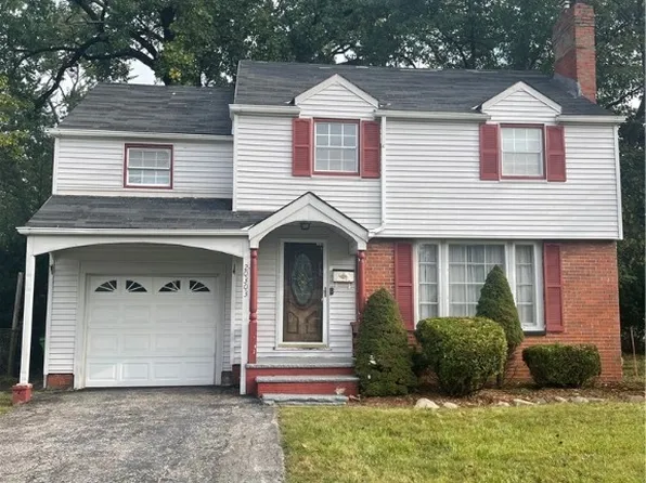 20303 Lanbury Ave, Warrensville Heights, OH 44122