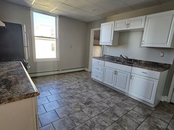 204 High St #4