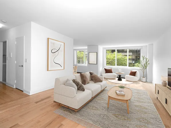 424 West End Avenue image 1 of 15