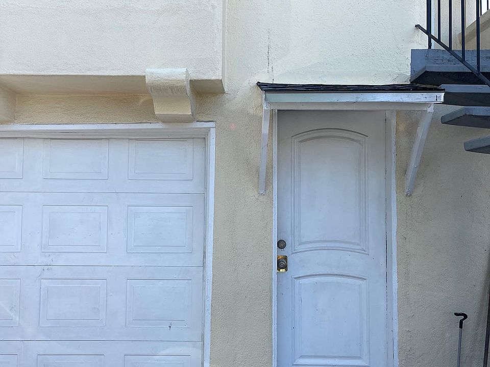 1st image of 423 6th St