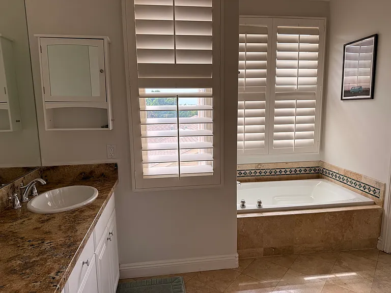 6824 Draper Ave — Photo 12