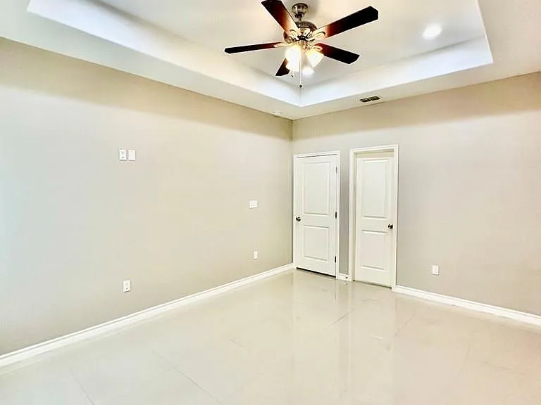 1022 Escondido Ln E #A — Photo 10