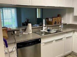 420 S Park Rd #2109, Hollywood, FL 33021