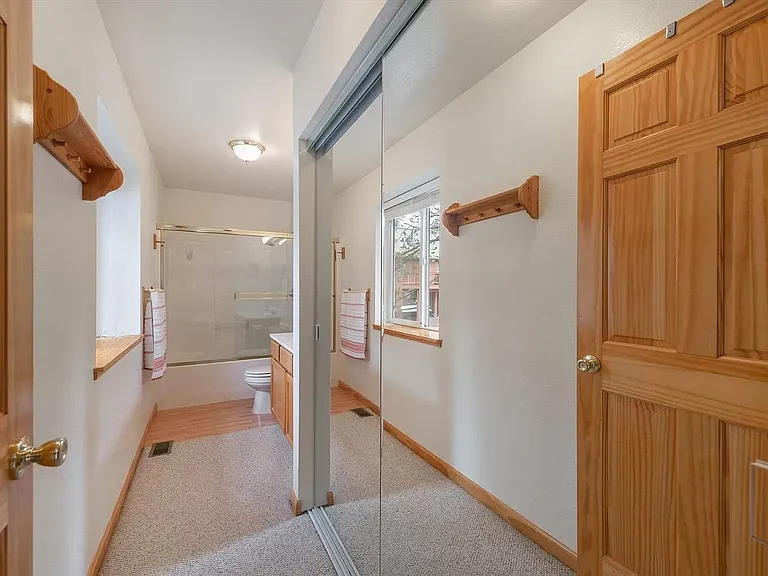 11355 Northwoods Blvd — Photo 12