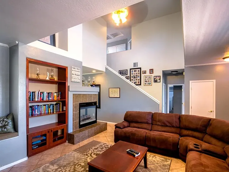1645 N Thimble Ln — Photo 20