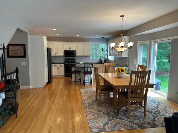 4304 Gadwall Ct, Eagan, MN 55122