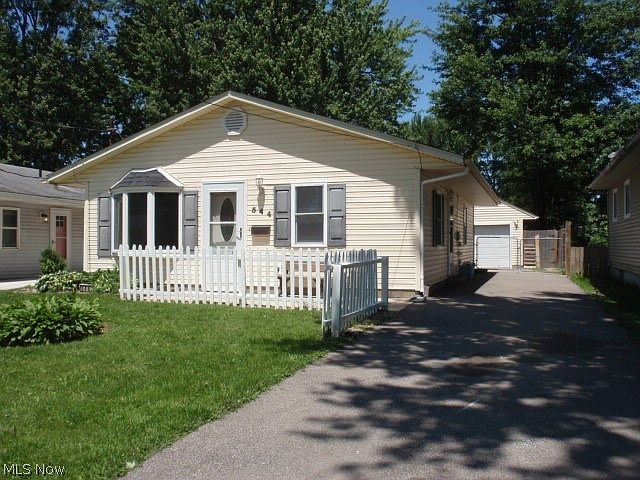 1st image of 544 Purdue Ave