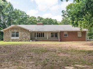 851 Columbia Hwy, Hohenwald, TN 38462