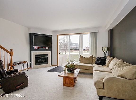 2nd image of 2734 Rockport Ln