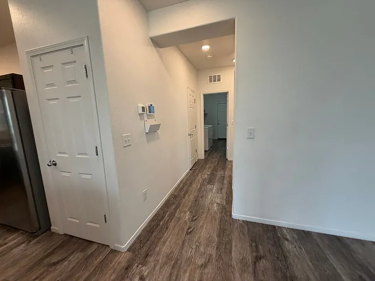 9752 Silver Dollar Ln — Photo 9