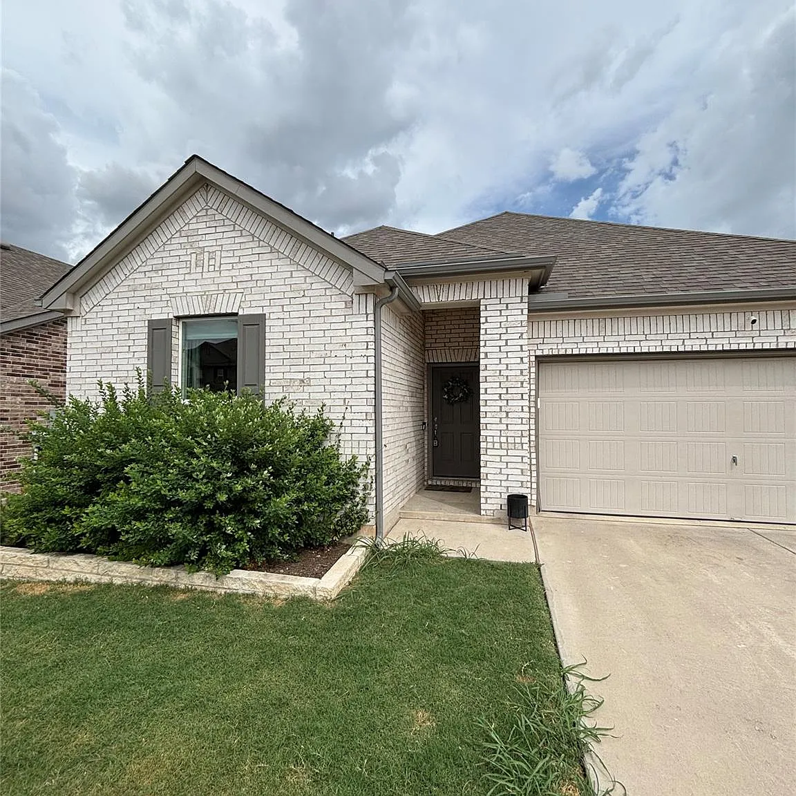 3 bed, 2.0 bath, 1491 sqft, $2,695 — Photo 2