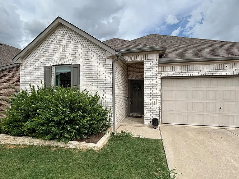 8013 Philbrook Dr — Photo 2