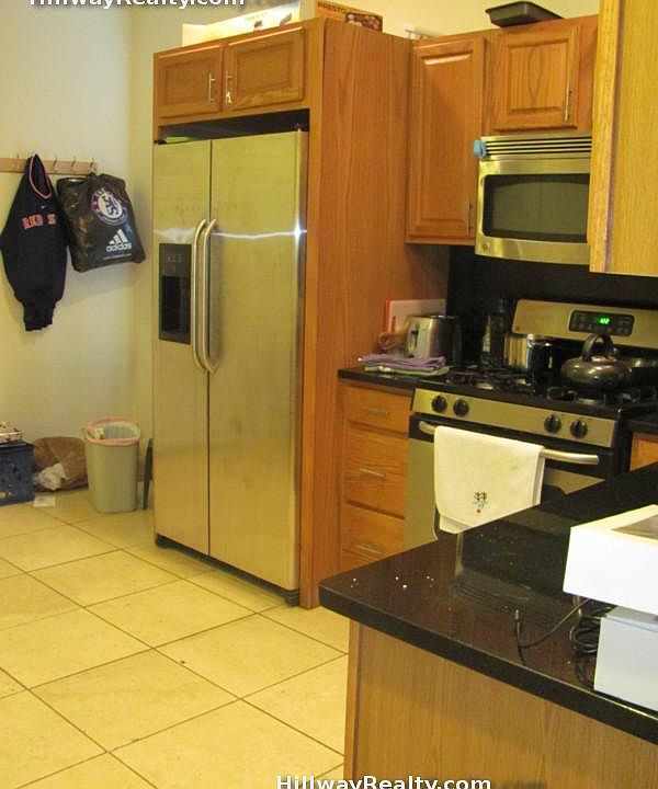 2nd image of 9 Sunset St #1C