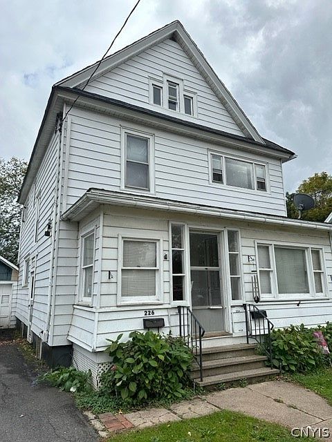 1st image of 224 East Ave