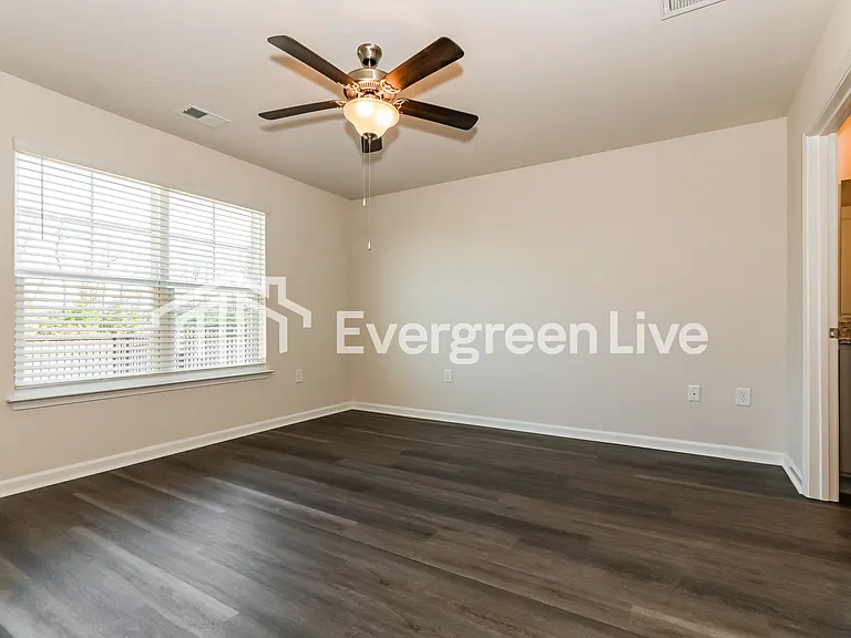 2296 Courtina Way — Photo 6