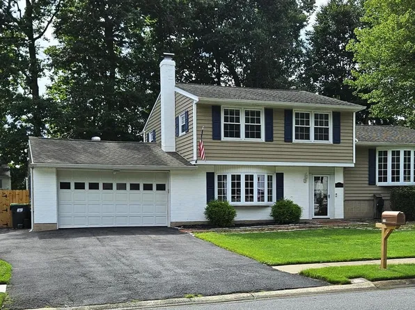 2520 Channin Dr, Wilmington, DE 19810