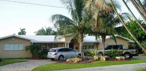 1st image of 2824 NE 25th Ct